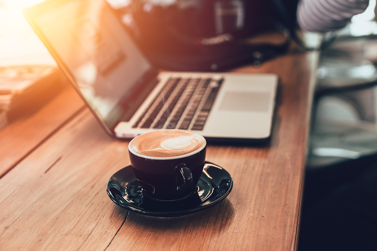 latte-coffee-with-laptop-working-in-cafe